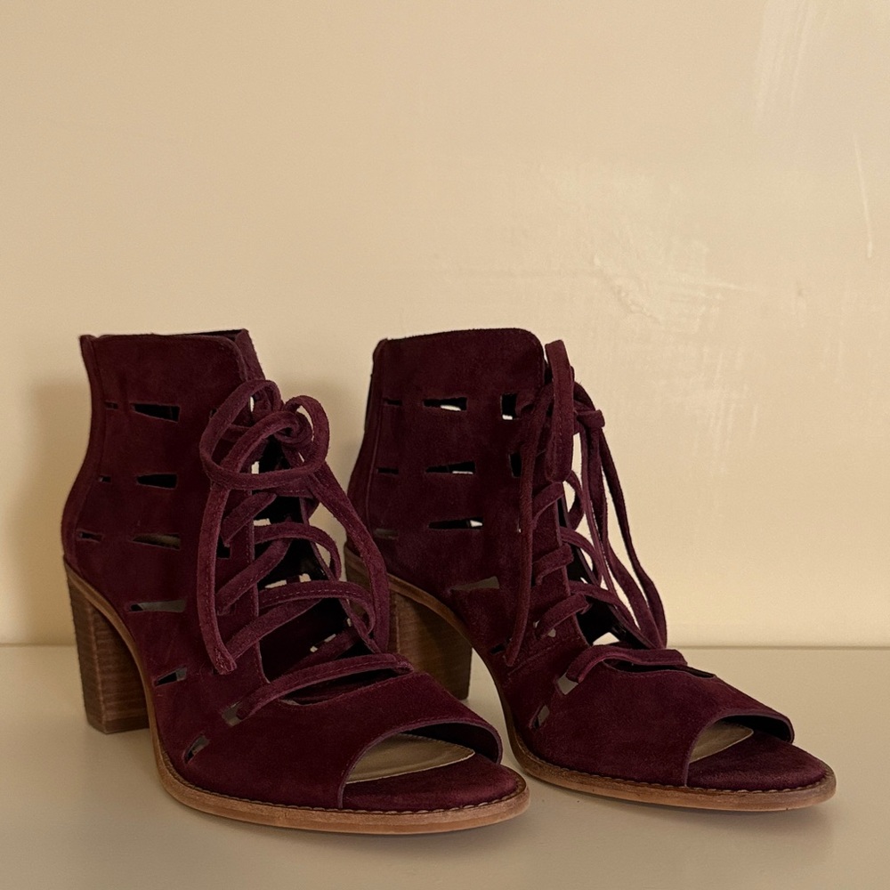 Vince Camuto Burgundy Lace-Up Tressa Heeled Boots